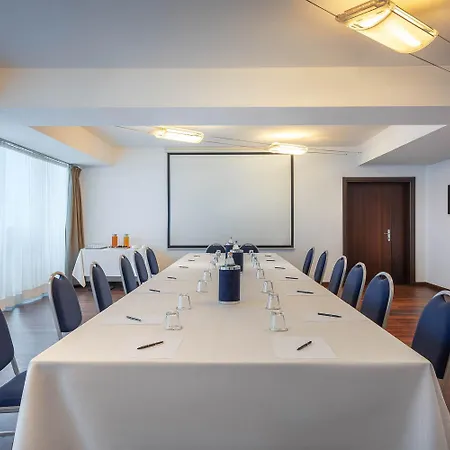 Hotel Golf Milano 4*